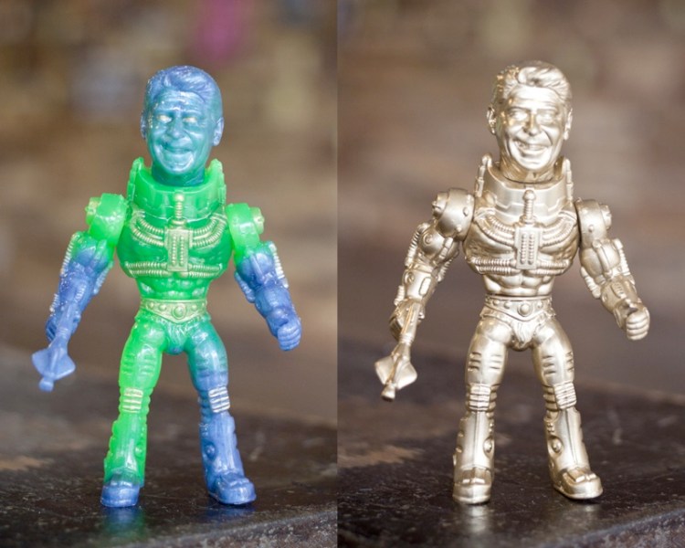 ManOrMonsterStudios-Ray-Gun_CosmicStorm_-80