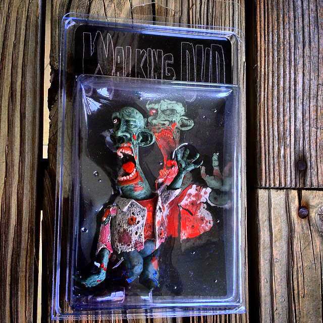 The-Walking-Dud-True-Cast-Studio-02