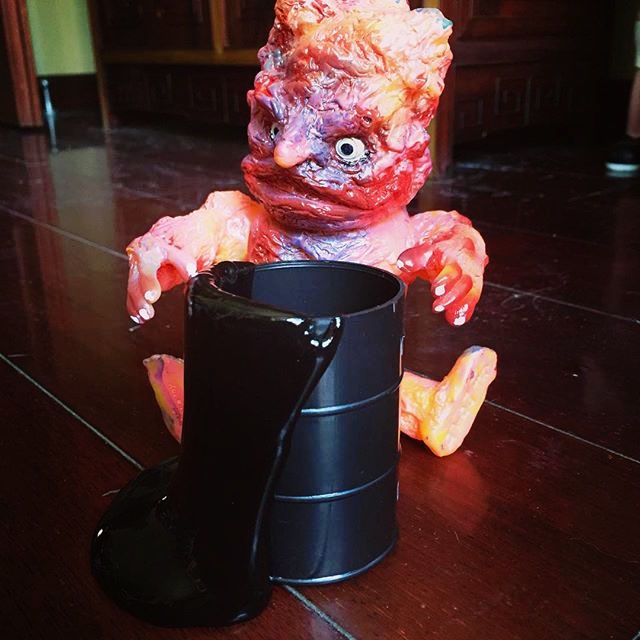 12912694_912397735537256_728965526_n